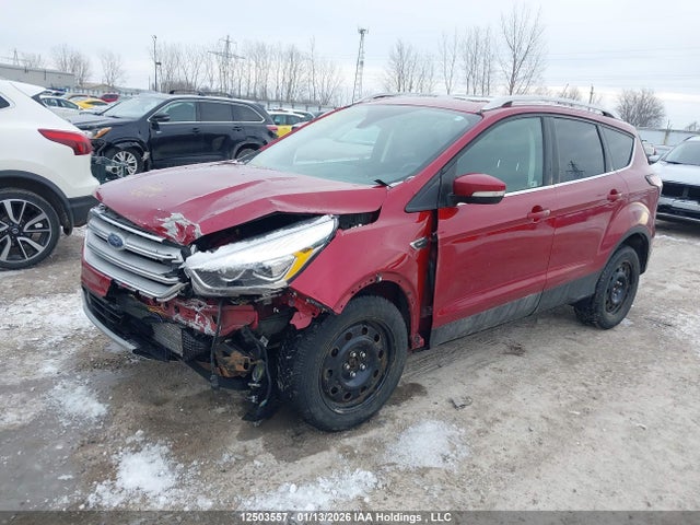 1FMCU9J95JUC71242 Ford Escape
