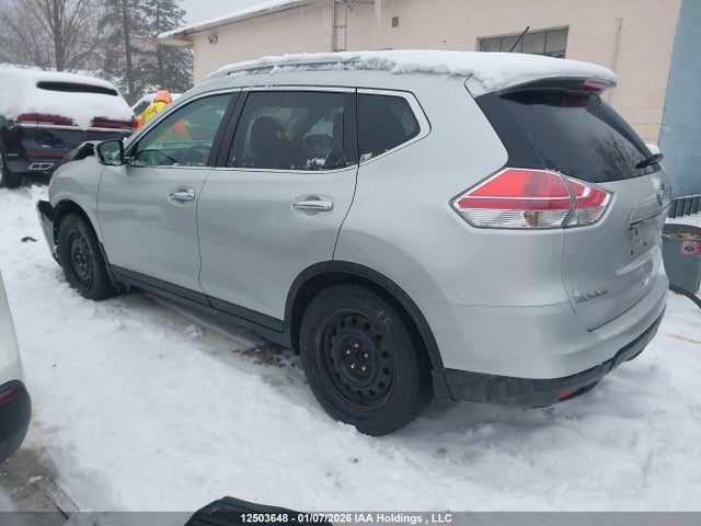 2015 Nissan Rogue S/sl/sv მანქანა იყიდება აუქციონზე, vin: 5N1AT2MTXFC828684, აუქციონის ნომერი: 12503648