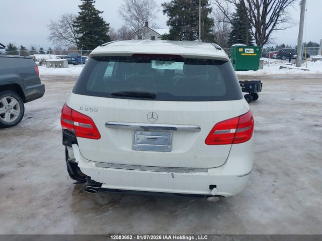 Mercedes-Benz B250 2014 WDDMH4EB4EJ186368 Image 15