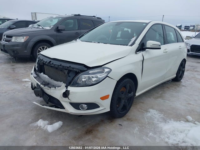 Mercedes-Benz B250 2014 WDDMH4EB4EJ186368 Image 2