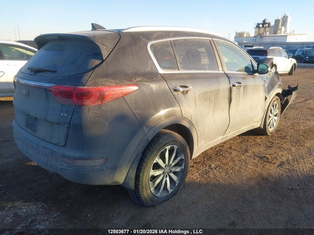KNDPNCAC5J7313998 KIA Sportage