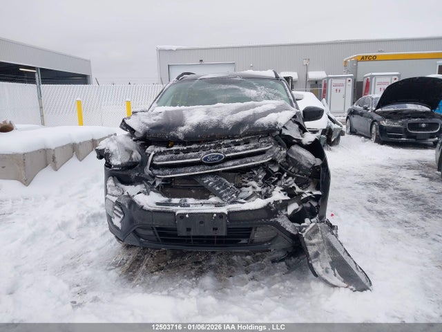 12503716 :رقم المزاد ، 1FMCU9GD6JUC14639 vin ، 2018 Ford Escape Se مزاد بيع
