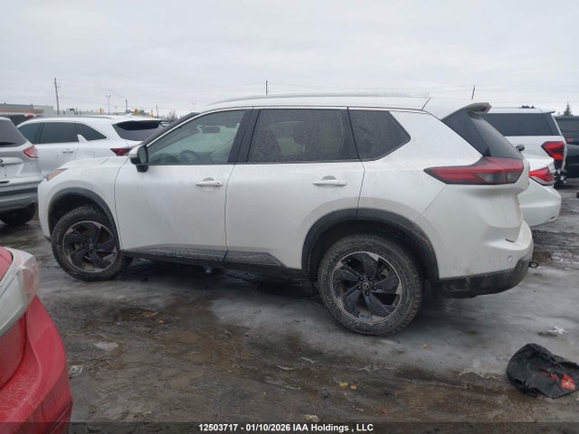 JN8BT3BB0SW151604 Nissan Rogue Sv/rc