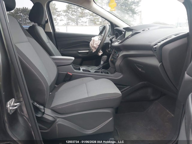 1FMCU0GD5HUA86030 Ford ESCAPE SE