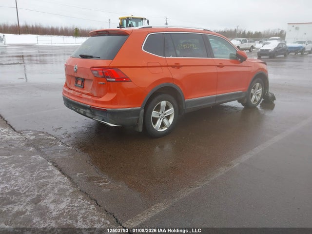 3VV4B7AX0KM194689 Volkswagen Tiguan