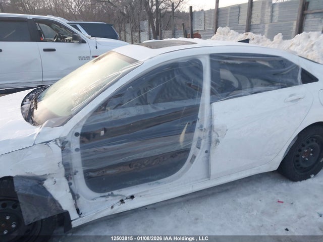KMHLM4DGXSU038004 Hyundai Elantra