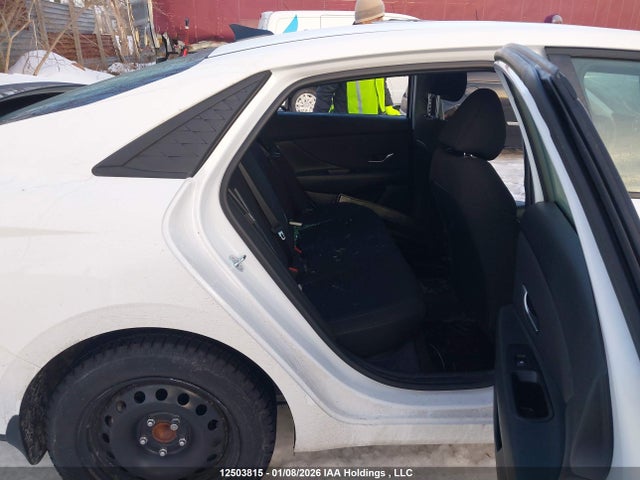 KMHLM4DGXSU038004 Hyundai Elantra