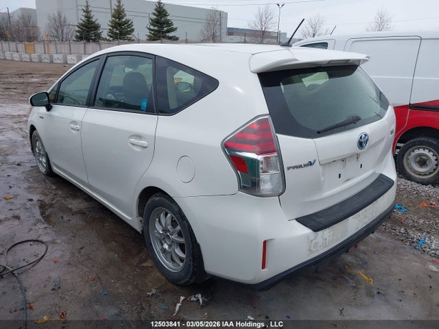 JTDZN3EU1FJ024848 Toyota PRIUS V