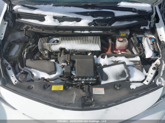 JTDZN3EU1FJ024848 Toyota PRIUS V