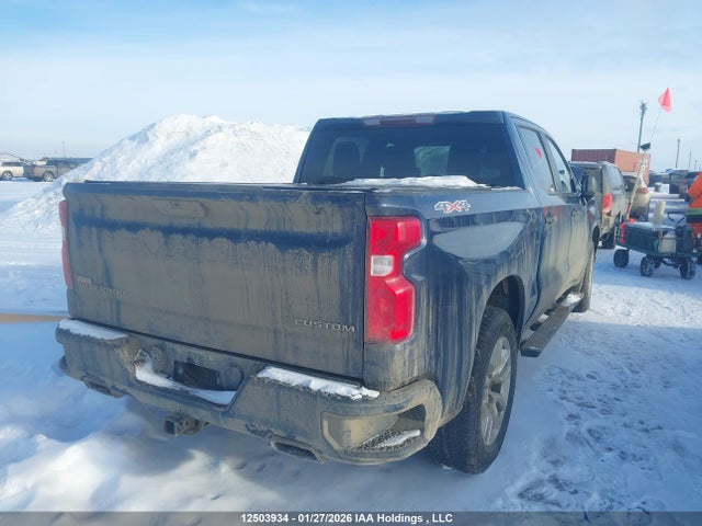 1GCUYBEF4MZ118394 Chevrolet Silverado K1500 Custom