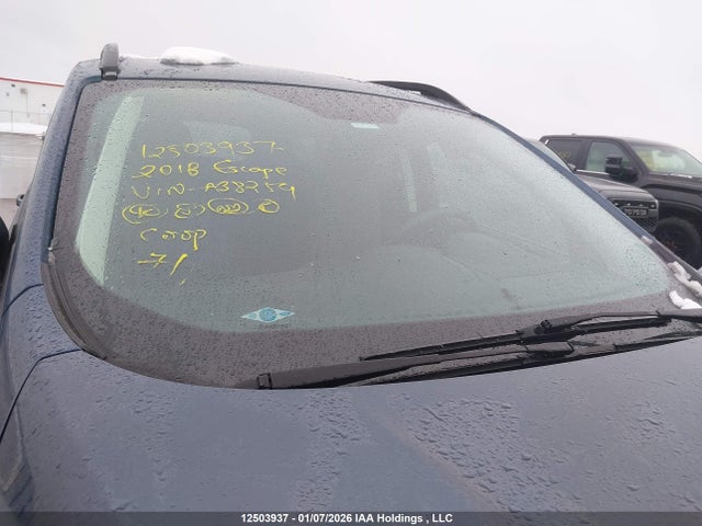 1FMCU9GD3JUA38259 Ford Escape