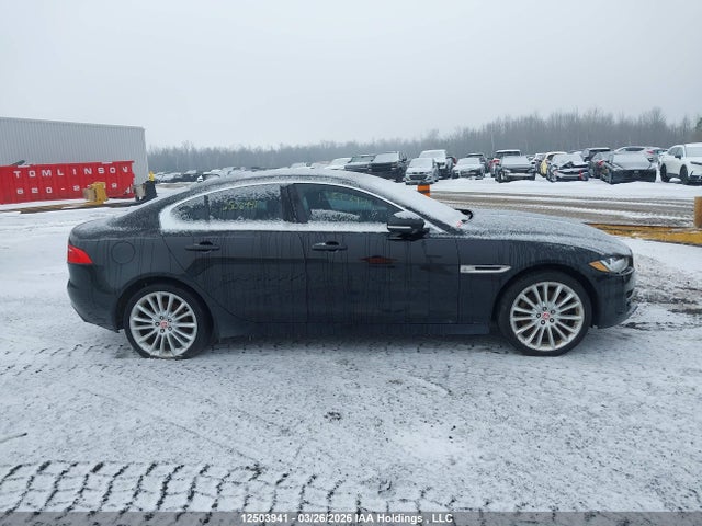 Jaguar Xe Portfolio Le 2018 SAJAN4EV3JCP24588 Image 14