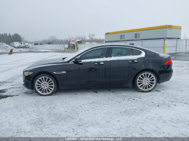 Jaguar Xe Portfolio Le 2018 SAJAN4EV3JCP24588 Image 15