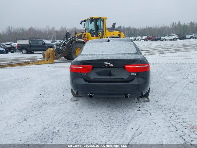 Jaguar Xe Portfolio Le 2018 SAJAN4EV3JCP24588 Image 16
