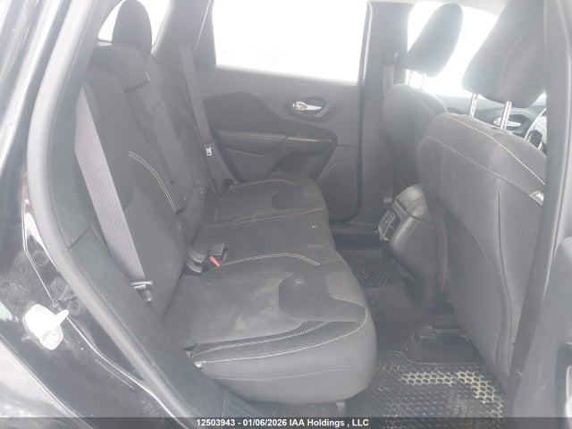 1C4PJMCS9FW754472 Jeep Cherokee North
