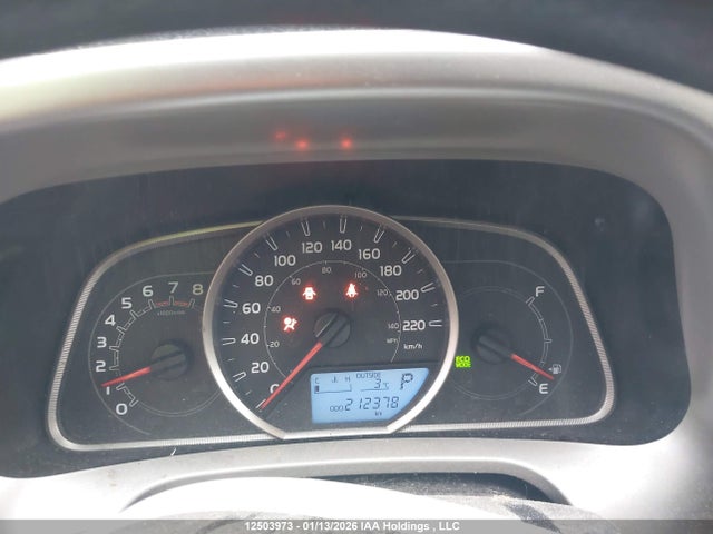2T3BFREV5FW270300 Toyota RAV4 LE
