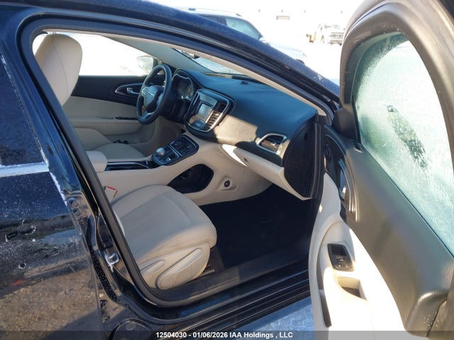 Chrysler 200 2016 1C3CCCFB0GN190334 Image 5