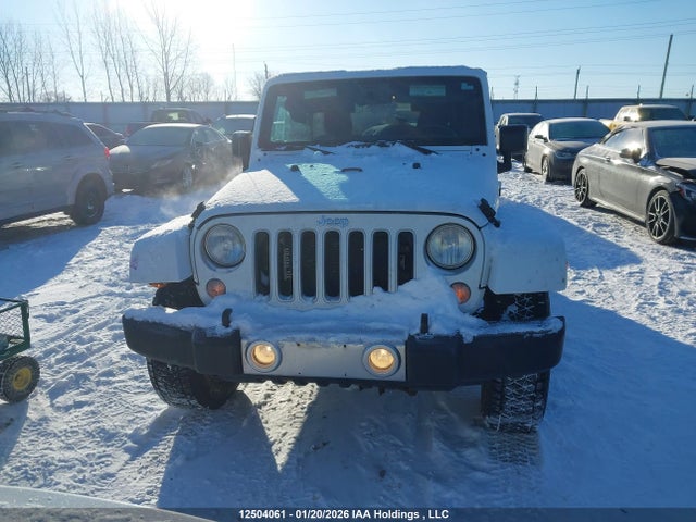 1C4BJWEG8JL902622 Jeep Wrangler Jk Unlimited Sahara