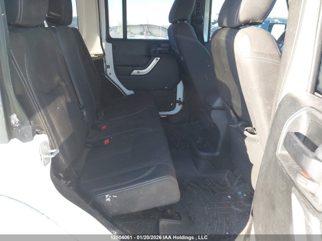 1C4BJWEG8JL902622 Jeep Wrangler Jk Unlimited Sahara