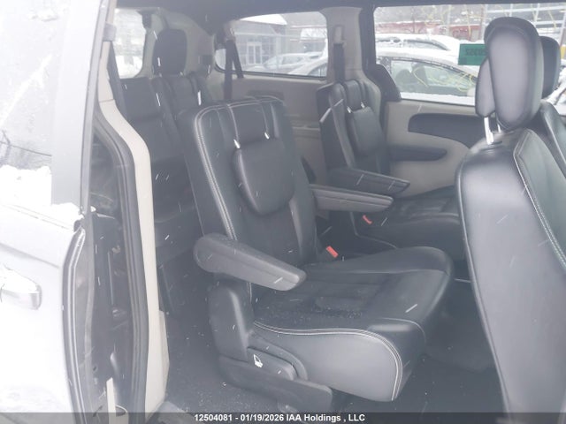 2C4RDGBG5HR700807 Dodge Grand Caravan Se