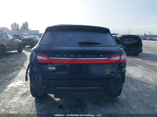 2LMPJ8LP9JBL39360 Lincoln Mkx Reserve