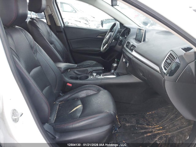 JM1BM1M32G1300702 Mazda MAZDA3