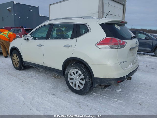12504190 :رقم المزاد ، 5N1AT2MV3FC876383 vin ، 2015 Nissan Rogue S/sl/sv مزاد بيع