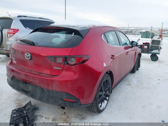 JM1BPAMM2L1166042 Mazda 3