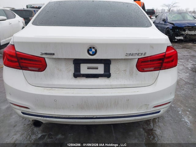 BMW 320 XI 2016 WBA8E5G53GNU21160 Image 16