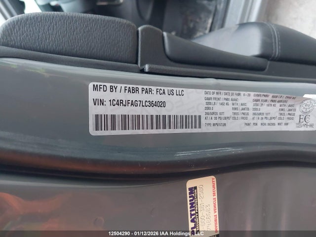 1C4RJFAG7LC364020 Jeep Grand Cherokee Altitude