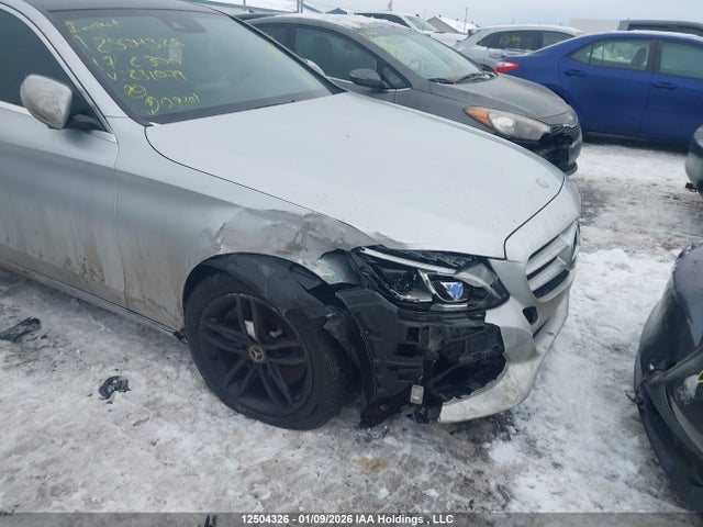 55SWF4KB5HU231079 Mercedes-Benz 300