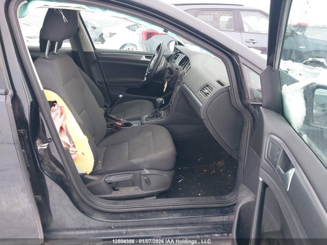 3VWG57AU8LM005939 Volkswagen Golf