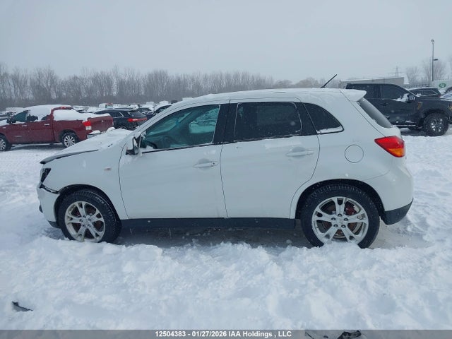 Mitsubishi RVR 2015 4A4AH3AU9FE605431 Image 15