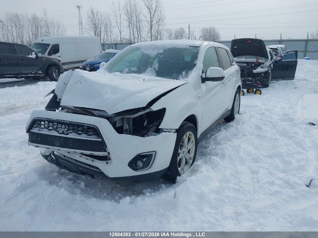 Mitsubishi RVR 2015 4A4AH3AU9FE605431 Image 2