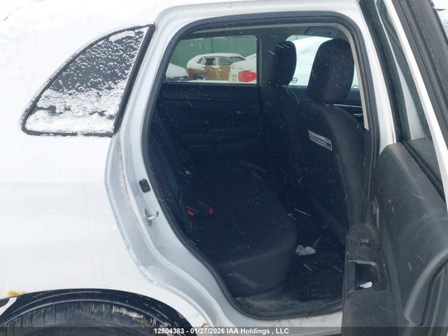 Mitsubishi RVR 2015 4A4AH3AU9FE605431 Image 8