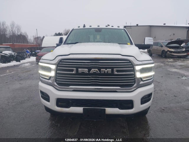 12504537 :رقم المزاد ، 3C63RRJL1PG575320 vin ، 2023 Ram 3500 Laramie مزاد بيع