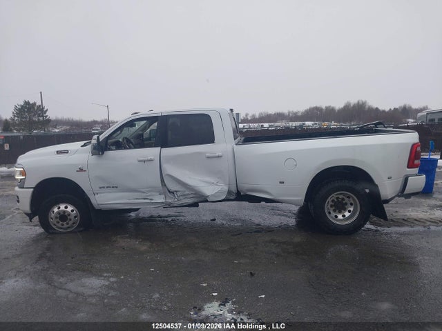 12504537 :رقم المزاد ، 3C63RRJL1PG575320 vin ، 2023 Ram 3500 Laramie مزاد بيع