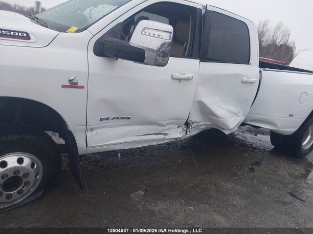 12504537 :رقم المزاد ، 3C63RRJL1PG575320 vin ، 2023 Ram 3500 Laramie مزاد بيع
