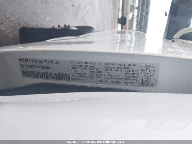 12504537 :رقم المزاد ، 3C63RRJL1PG575320 vin ، 2023 Ram 3500 Laramie مزاد بيع