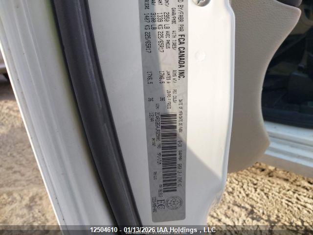 2C4RDGBG4JR329001 Dodge Grand Caravan