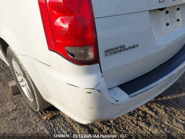 2C4RDGBG4JR329001 Dodge Grand Caravan