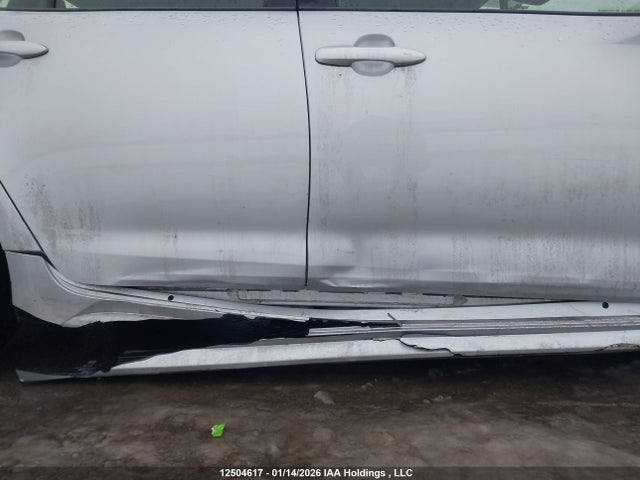 Toyota Corolla Hybrid 2020 JTDBBRBE2LJ016442 Image 20