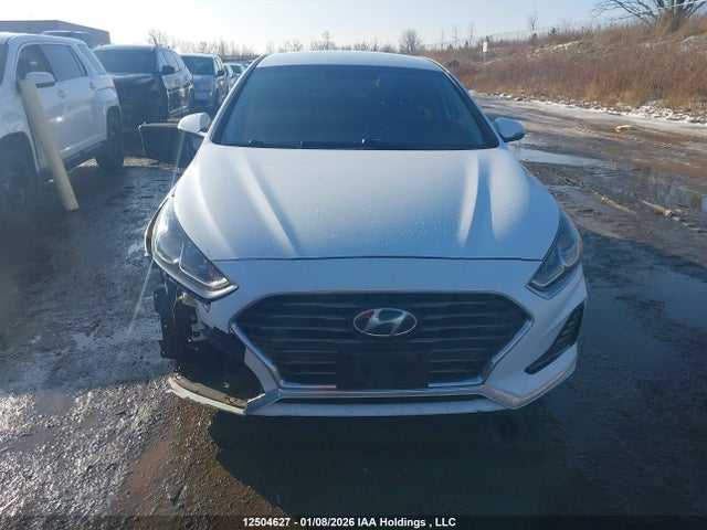 5NPE24AF5KH802639 Hyundai Sonata Essential