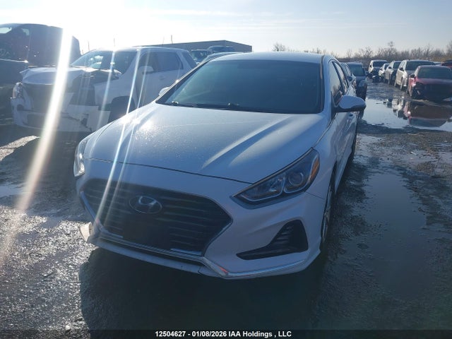 5NPE24AF5KH802639 Hyundai Sonata Essential