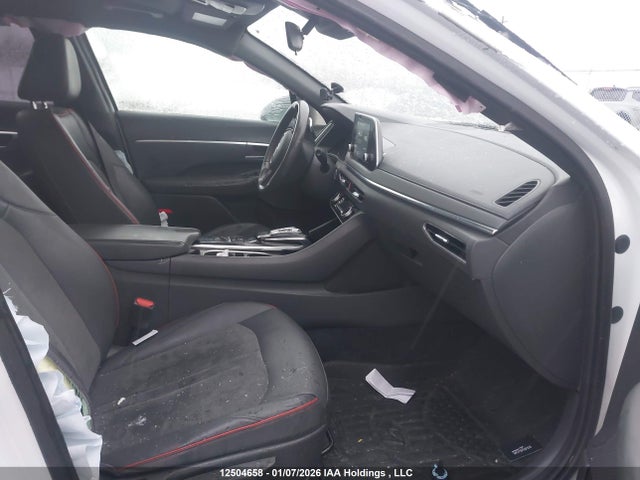 5NPEJ4J23NH144730 Hyundai Sonata Sport 1.6t 4dr