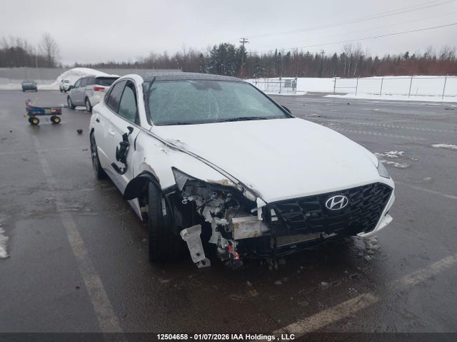 5NPEJ4J23NH144730 Hyundai Sonata Sport 1.6t 4dr