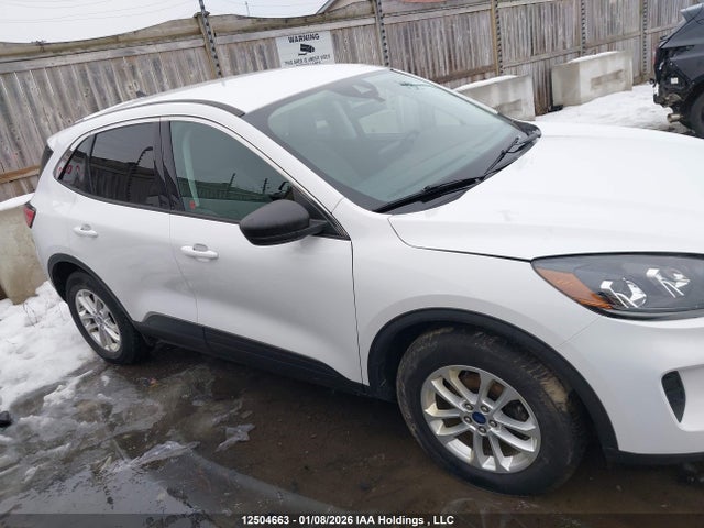 1FMCU9BZ4NUA58223 Ford ESCAPE SE