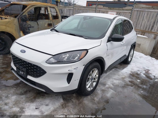 1FMCU9BZ4NUA58223 Ford ESCAPE SE