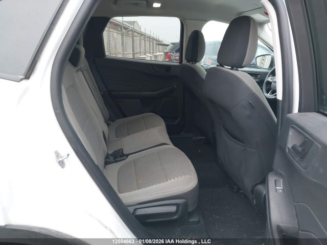 1FMCU9BZ4NUA58223 Ford ESCAPE SE