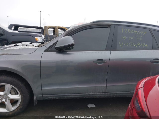 WA1C2AFP3HA024844 Audi Q5 2.0t Komfort